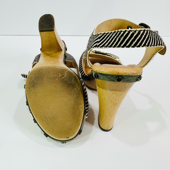 π ULTRA RARE DR SCHOLLβS ANIMAL PRINT 4 1/2β WOOD HEEL LEATHER PIPING & RIVETS - Picture 5 of 10